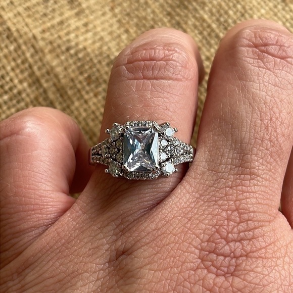 Princess Square Cubic Zirconia CZ Wedding Engagement Ring Bridal Wedding New - Picture 8 of 9